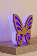 Učitajte sliku u preglednik galerije, Leptir lampa - Art Vision
